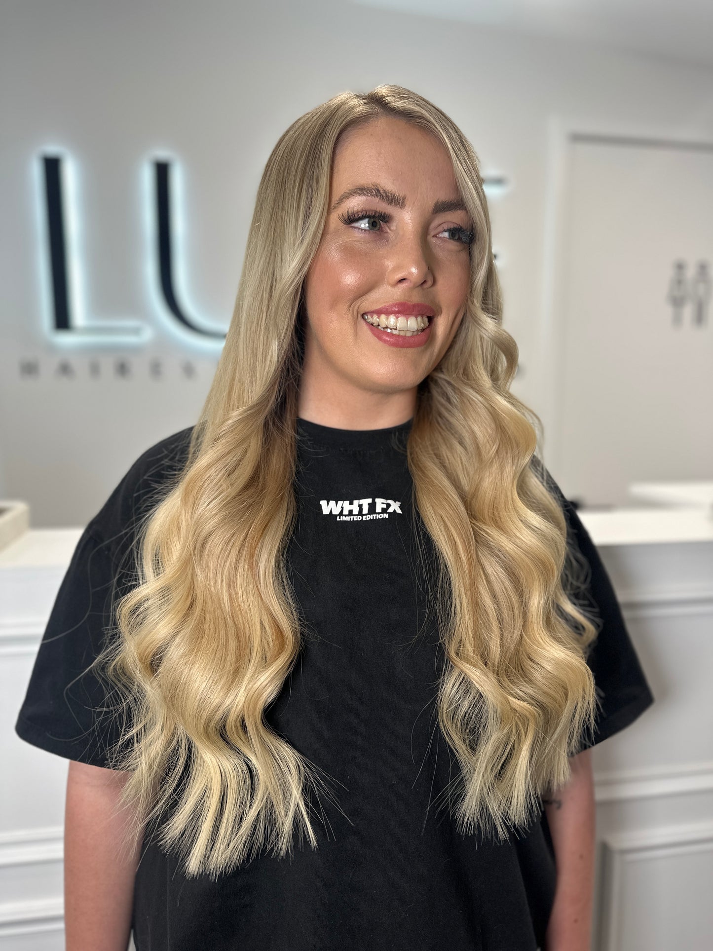 #M18/60 | MICRO FOILED CREAMY BLONDE - STICK TIP - 22" MICRO BEAD HAIR EXTENSIONS
