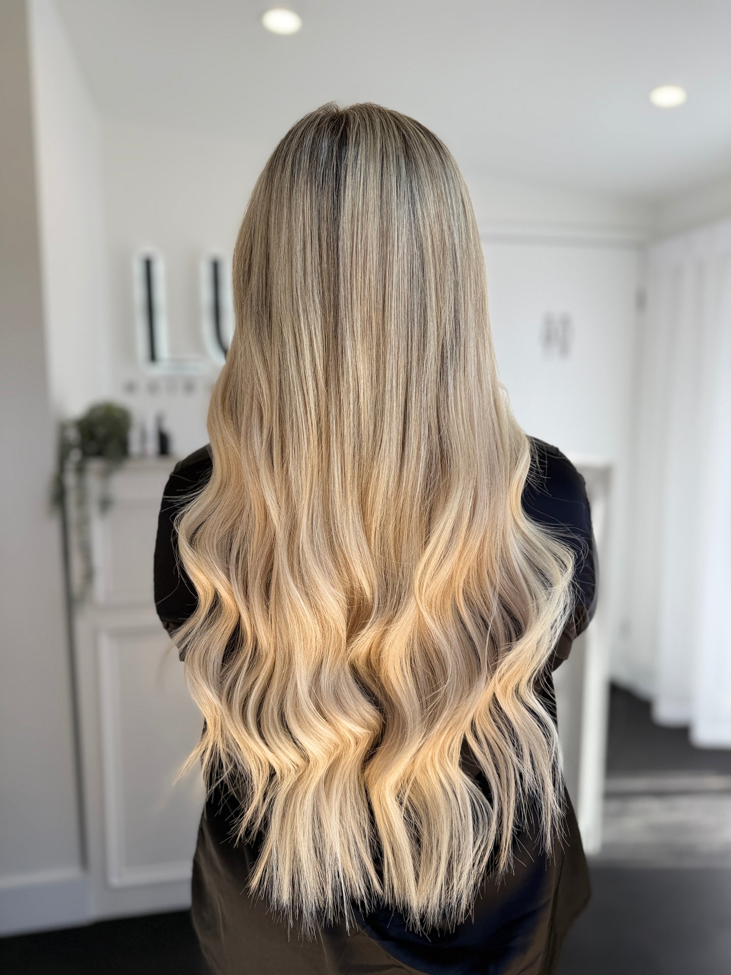 ROOTED CREAMY BLONDE - 22" NANO HAIR EXTENSIONS