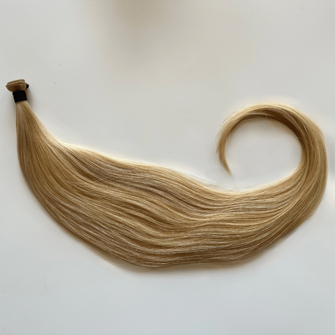 #M18/60 MICRO FOILED LIGHT BLONDE MIX 26" MINI WEFT