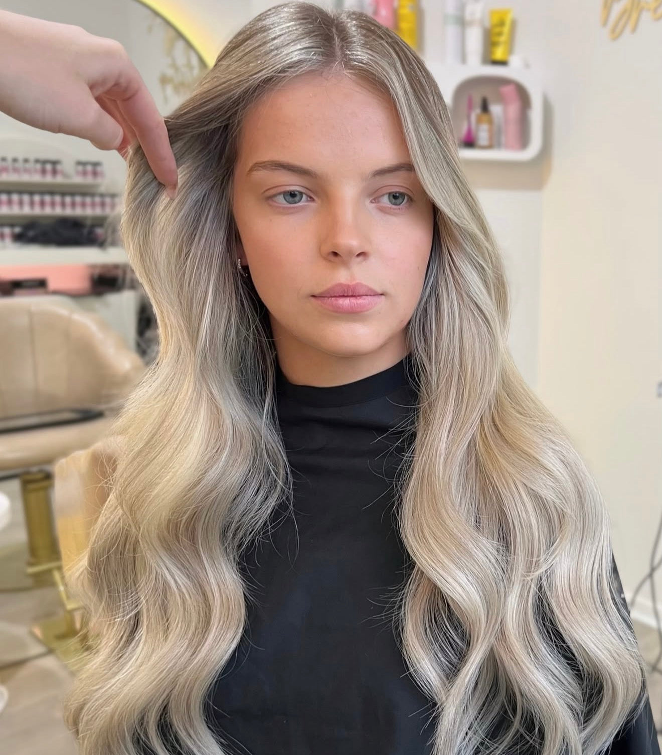 ROOTED PEARL BLONDE | 26" MINI WEFT